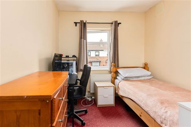 Photo 14 of 23 — 9 Griffeen Glen Crescent, Griffeen Glen, Lucan, County Dublin