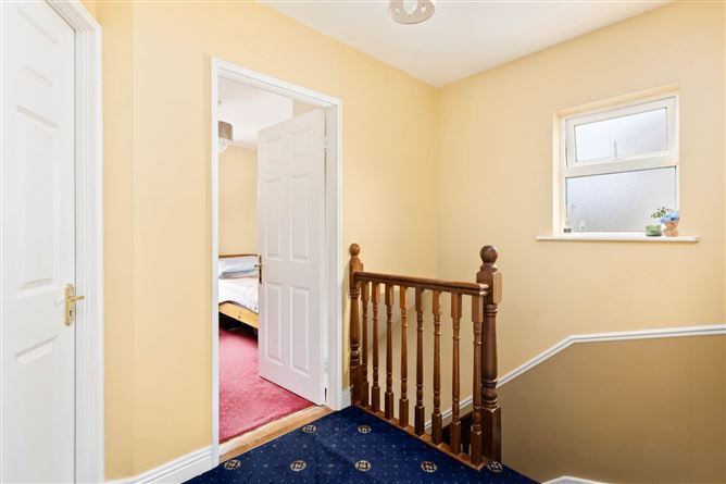 Photo 16 of 23 — 9 Griffeen Glen Crescent, Griffeen Glen, Lucan, County Dublin