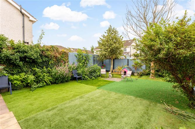 Photo 19 of 23 — 9 Griffeen Glen Crescent, Griffeen Glen, Lucan, County Dublin