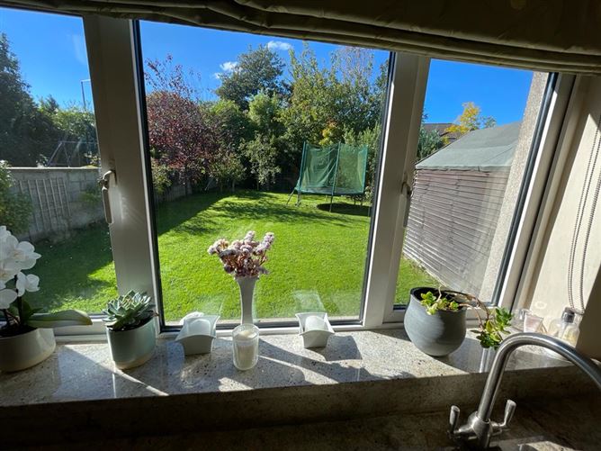 2 Gate Lodge, Castle Road, Blackrock, Cork