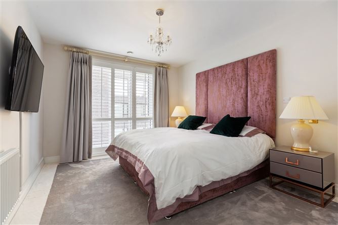1 Knockrabo Court, Mount Anville Road, Goatstown, Dublin 14