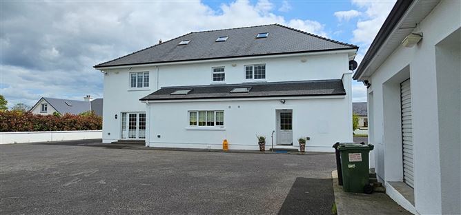 Dalgan Road, Shrule, Co. Galway
