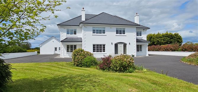 Dalgan Road, Shrule, Co. Galway