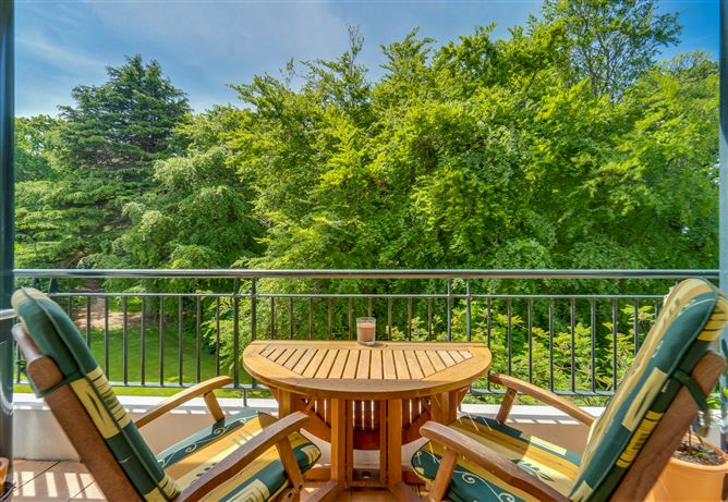 Apartment 155, Block 6, Seamount, Booterstown, Dublin