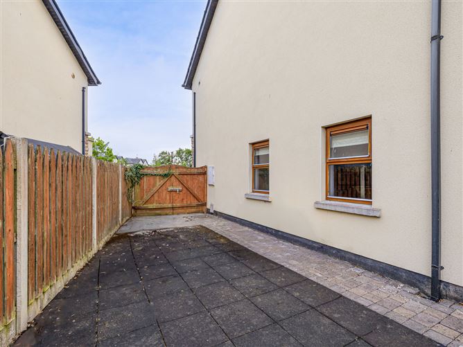 5 The Court, Walshestown Park, Newbridge, Kildare