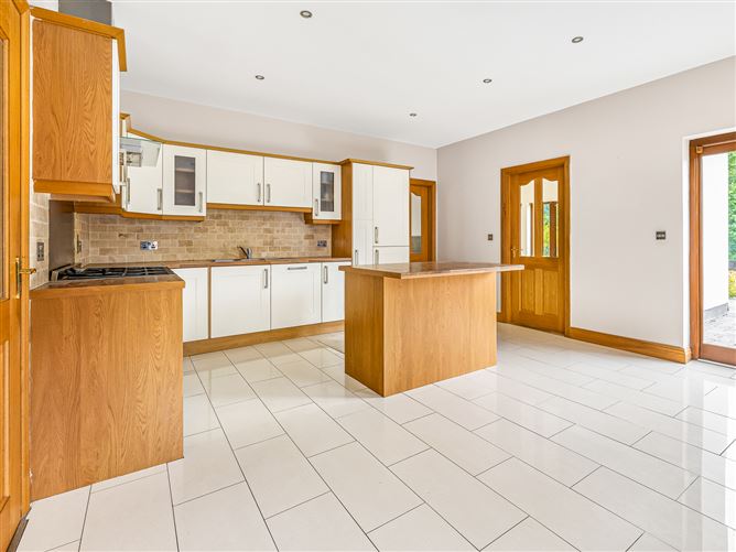 5 The Court, Walshestown Park, Newbridge, Kildare