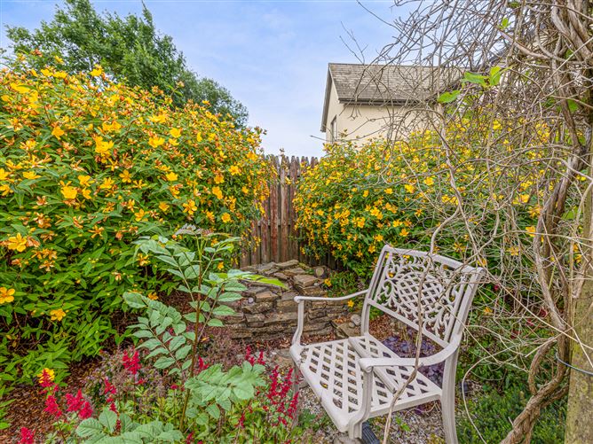 5 The Court, Walshestown Park, Newbridge, Kildare
