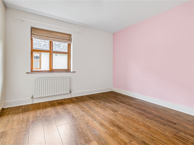 5 The Court, Walshestown Park, Newbridge, Kildare