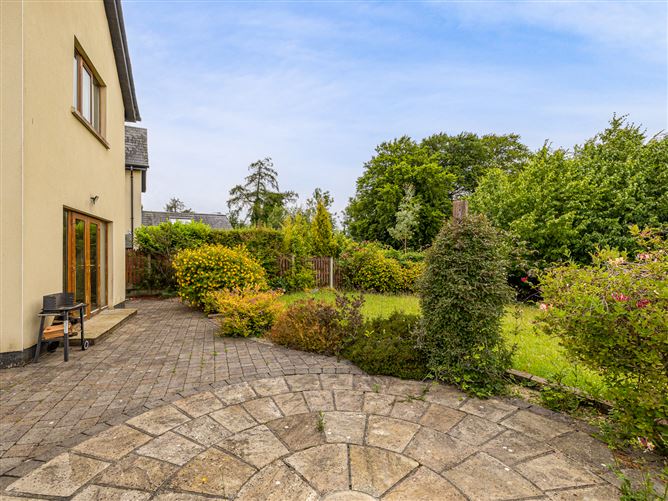 5 The Court, Walshestown Park, Newbridge, Kildare