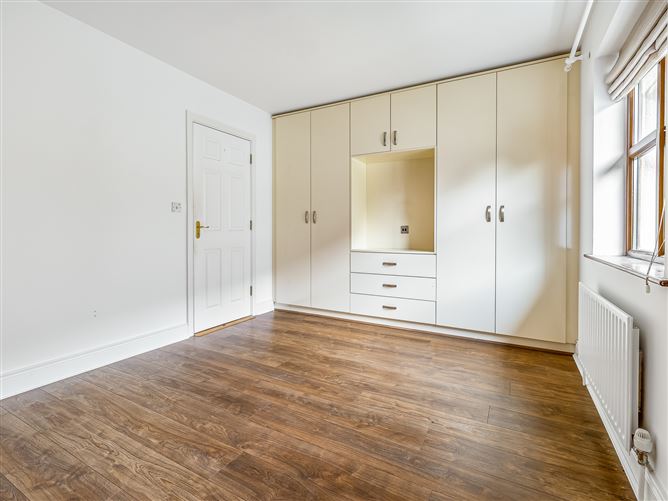 5 The Court, Walshestown Park, Newbridge, Kildare
