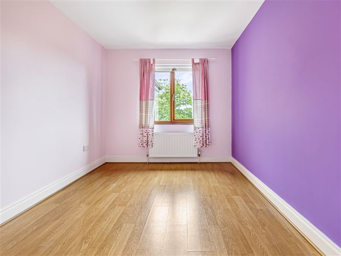 5 The Court, Walshestown Park, Newbridge, Kildare