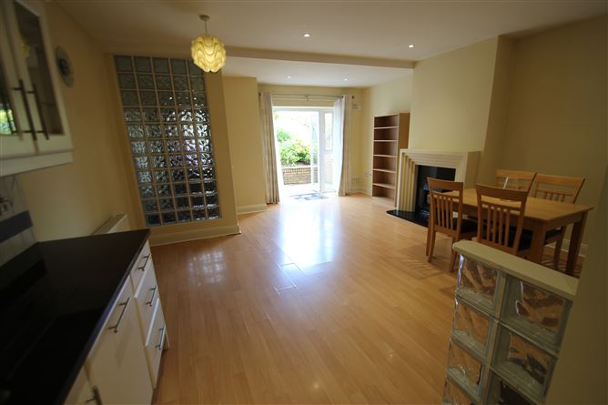 13 The Crescent, Harbour Heights, Passage West, Cork