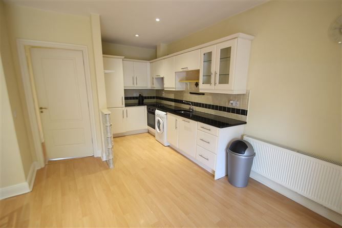 13 The Crescent, Harbour Heights, Passage West, Cork