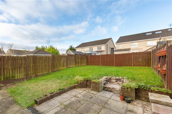 3 The Grove, Downshire Park, Blessington, Wicklow