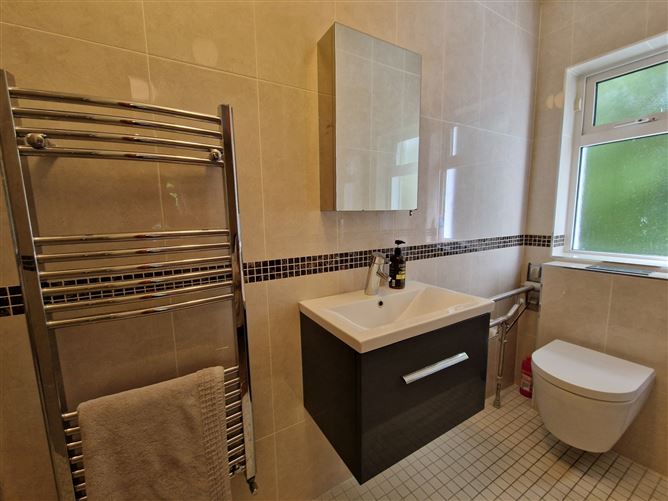 10 Meadow Park, Swinford, Co. Mayo