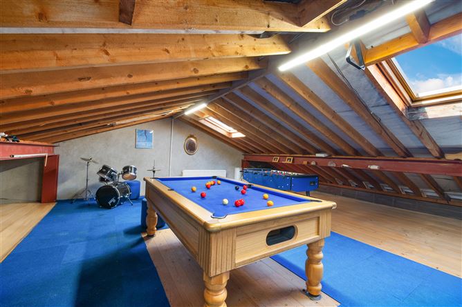 https://photos-a.propertyimages.ie/media/3/4/3/4922343/9ca539d5-5d25-4849-aac7-c71b2cbc95cf_l.jpg
