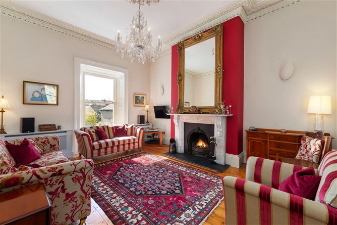 https://photos-a.propertyimages.ie/media/3/4/3/4922343/9ca539d5-5d25-4849-aac7-c71b2cbc95cf_l.jpg