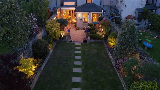 https://photos-a.propertyimages.ie/media/3/4/3/4922343/9ca539d5-5d25-4849-aac7-c71b2cbc95cf_l.jpg
