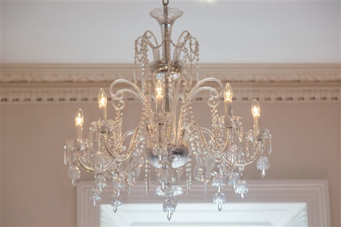 https://photos-a.propertyimages.ie/media/3/4/3/4922343/9ca539d5-5d25-4849-aac7-c71b2cbc95cf_l.jpg