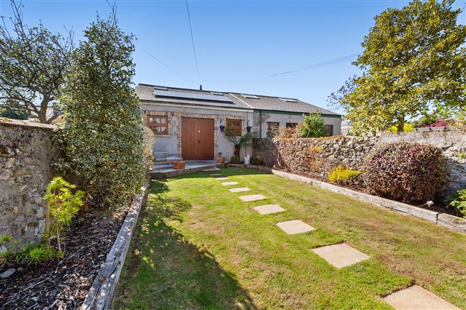 https://photos-a.propertyimages.ie/media/3/4/3/4922343/9ca539d5-5d25-4849-aac7-c71b2cbc95cf_l.jpg