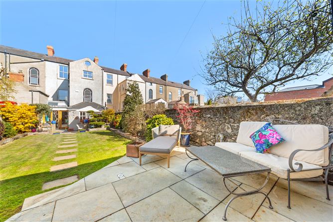 https://photos-a.propertyimages.ie/media/3/4/3/4922343/9ca539d5-5d25-4849-aac7-c71b2cbc95cf_l.jpg