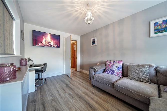 53 Harmony Hill, Letterkenny, Donegal