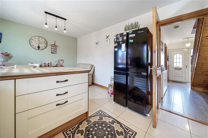 53 Harmony Hill, Letterkenny, Donegal