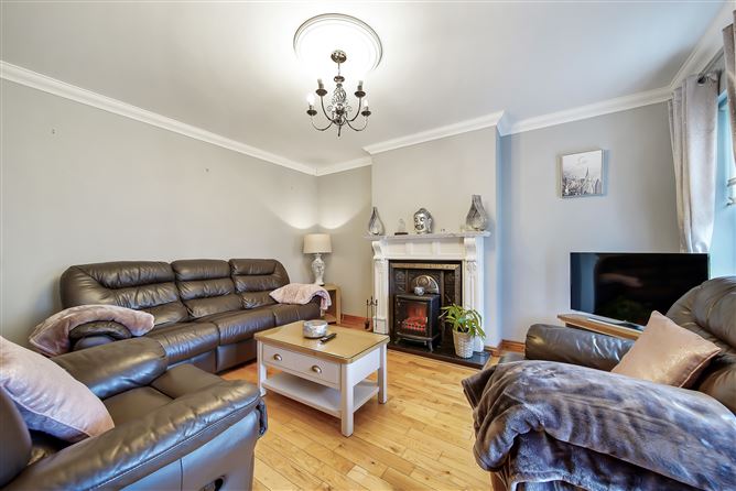 53 Harmony Hill, Letterkenny, Donegal