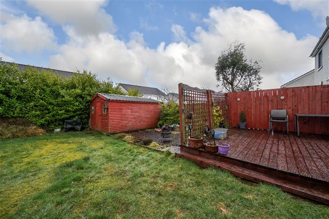 53 Harmony Hill, Letterkenny, Donegal