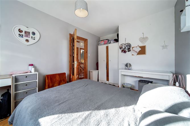 53 Harmony Hill, Letterkenny, Donegal