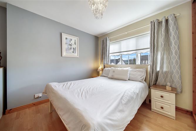 53 Harmony Hill, Letterkenny, Donegal
