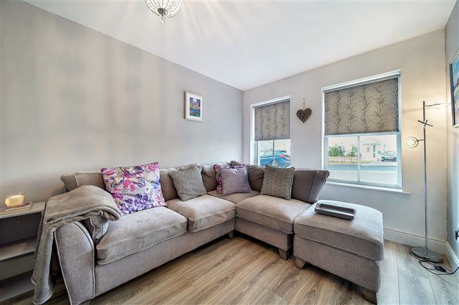 53 Harmony Hill, Letterkenny, Donegal