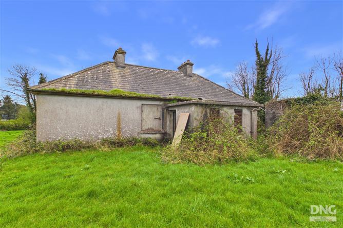 Derelict Residence On C. 14.40 Acres, Derryvode, Williamstown, County Galway