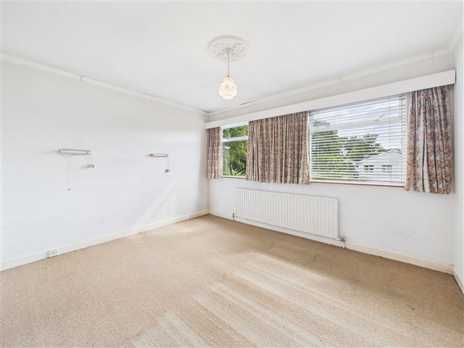 Photo 17 of 37 — 104 Millview Lawns, Malahide, County Dublin