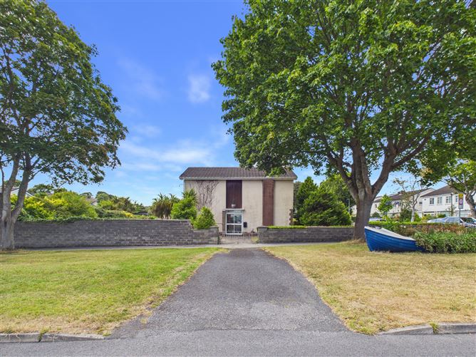 Photo 31 of 37 — 104 Millview Lawns, Malahide, County Dublin