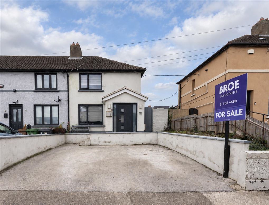 212 Clonard Road, Crumlin, Dublin 12