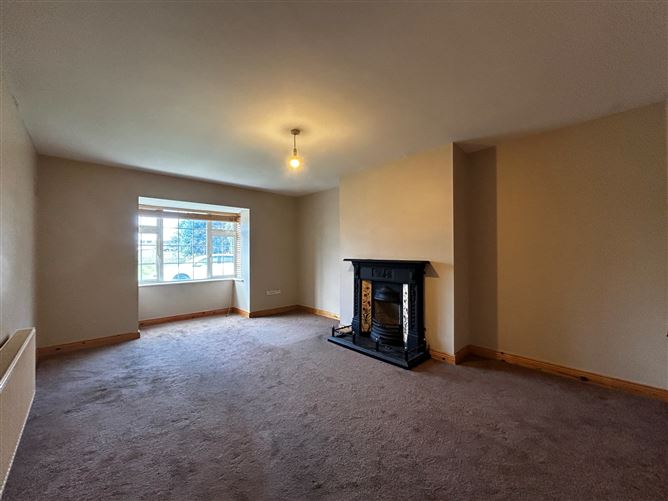 6 Summercove Meadows, Old Road, Cashel, Co. Tipperary