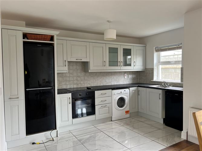 32 Barr Na Haille , Rosslare, Wexford