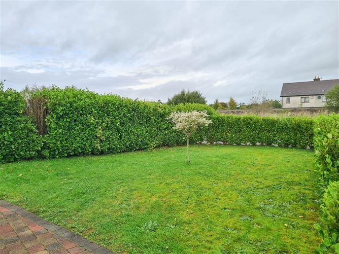6 Longfield Park, Boherlahan, Cashel, Co. Tipperary