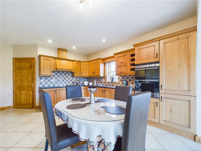 6 Longfield Park, Boherlahan, Cashel, Co. Tipperary
