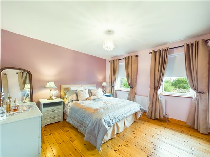 6 Longfield Park, Boherlahan, Cashel, Co. Tipperary
