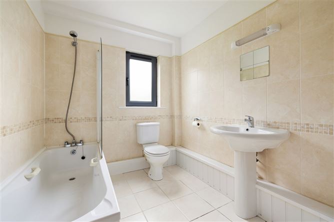 6 The Hill, Clon Brugh, Sandyford, Dublin 18