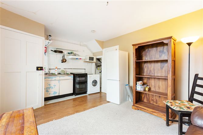 50 Larkhill Road, Whitehall, Dublin 9