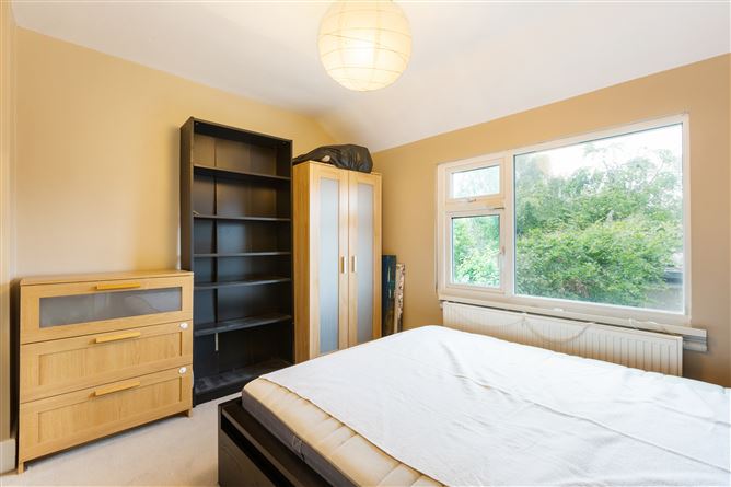 50 Larkhill Road, Whitehall, Dublin 9