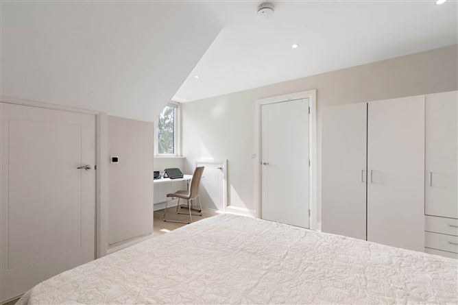 5 Oatlands Manor, Mount Merrion, County Dublin