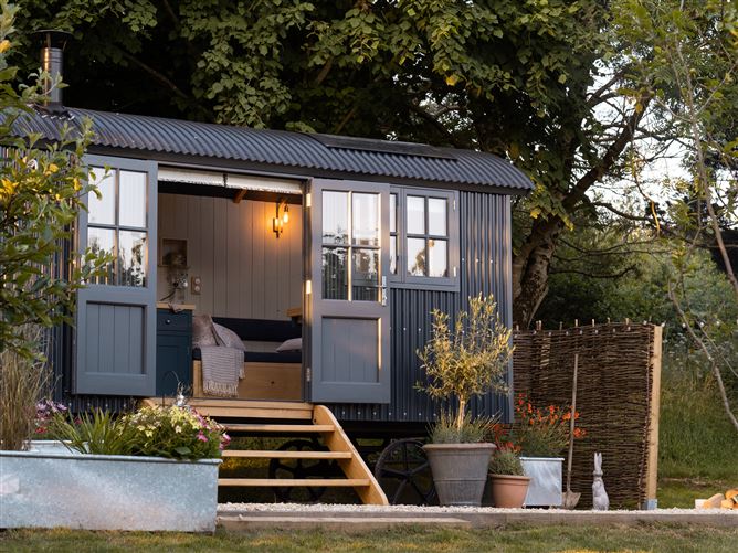 Moonshine, Vacation Rental in Cornwall, England, Truro, Cornwall