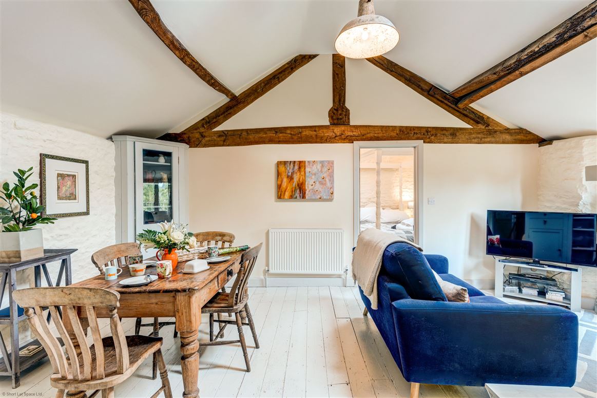 Honey & Stone,Hook Norton, Oxfordshire, United Kingdom