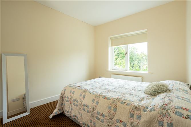 40 Sruth Mhuillean, Durrus,   West Cork