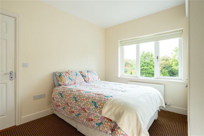 40 Sruth Mhuillean, Durrus,   West Cork