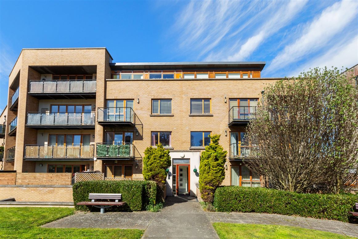 32 Belarmine Hall, Stepaside, Dublin 18